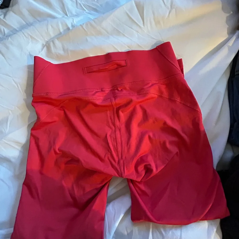 Outdoor Voices Deep Red Leggings - Picture 2 of 4